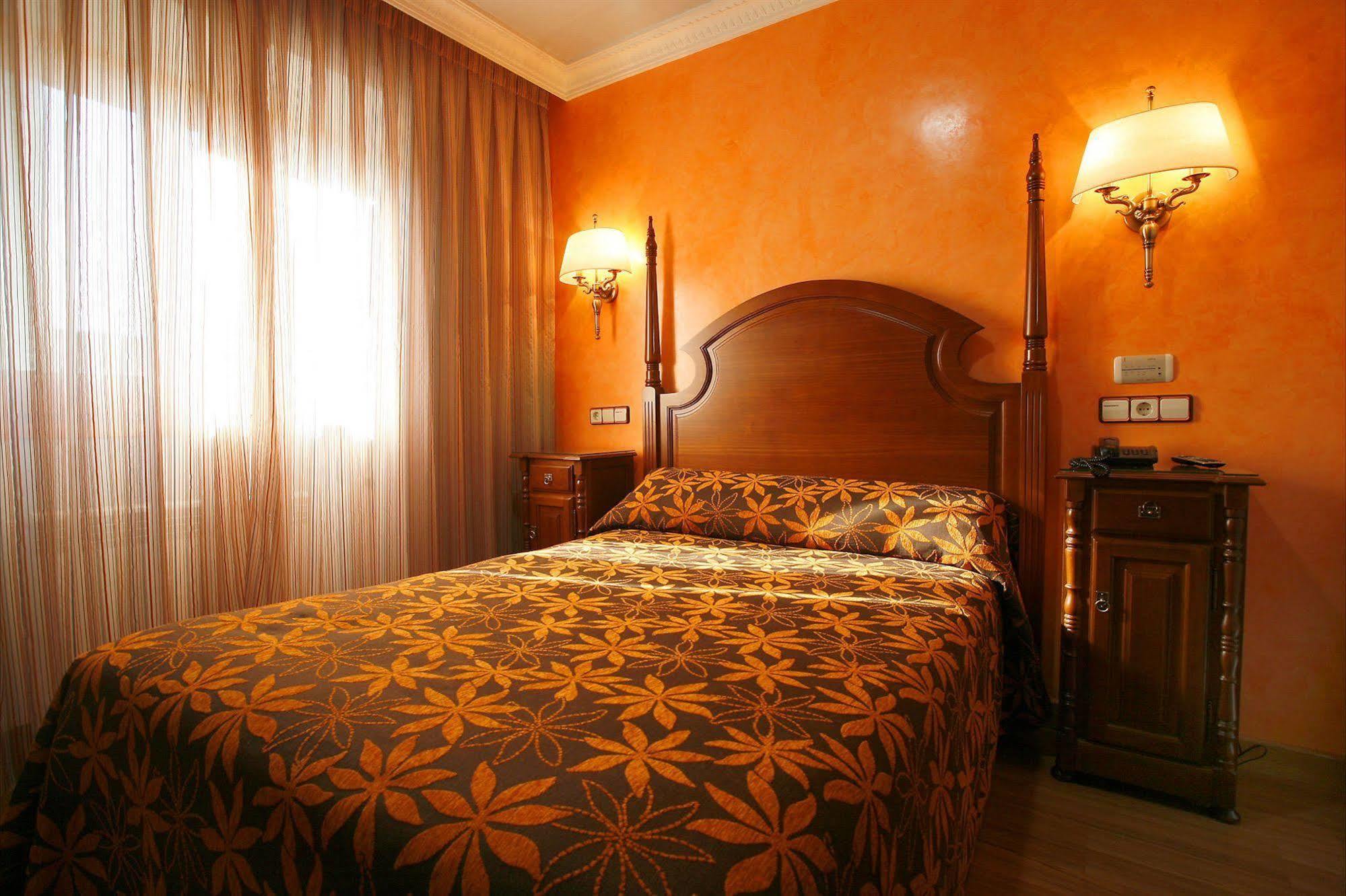Hostal Victoria I Madrid Exterior foto